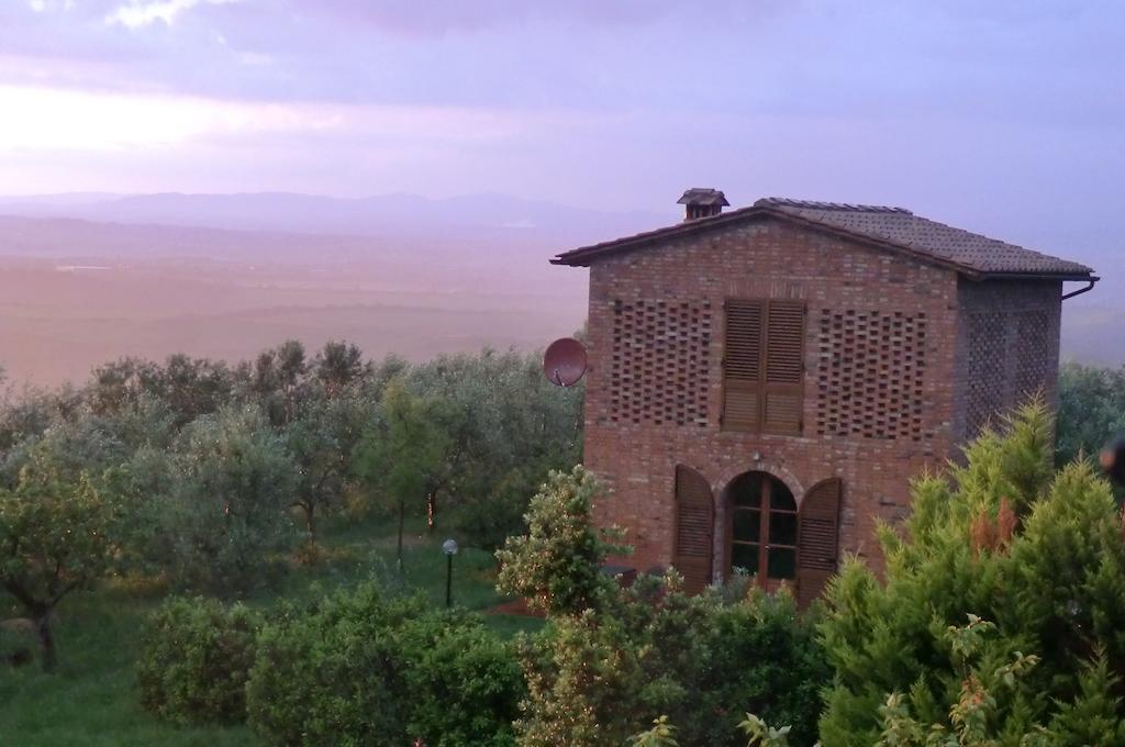 Agriturismo Podernuovo Asciano Eksteriør bilde