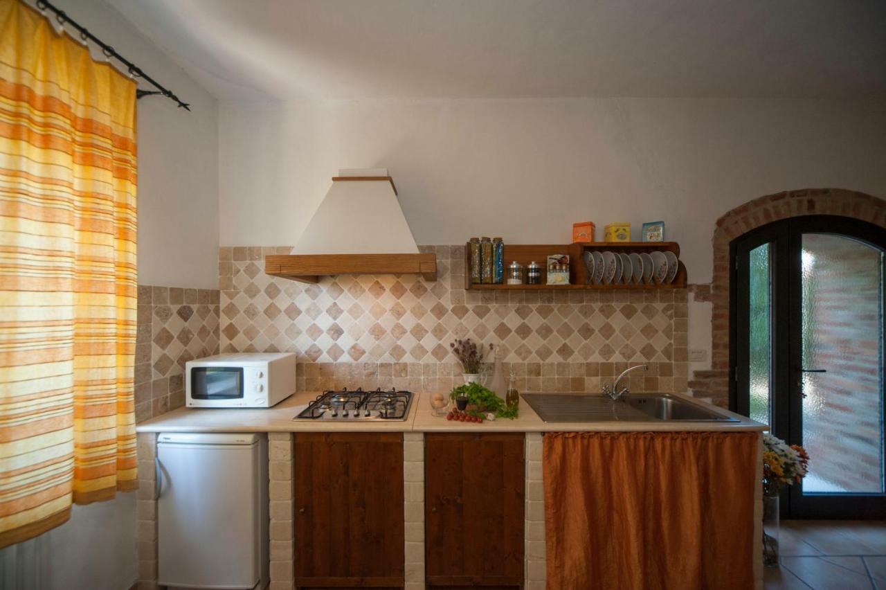 Agriturismo Podernuovo Asciano Eksteriør bilde